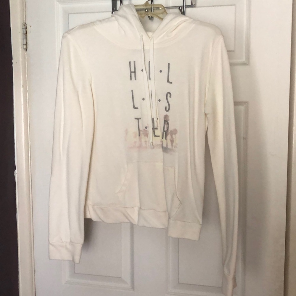 Pullover hoodie